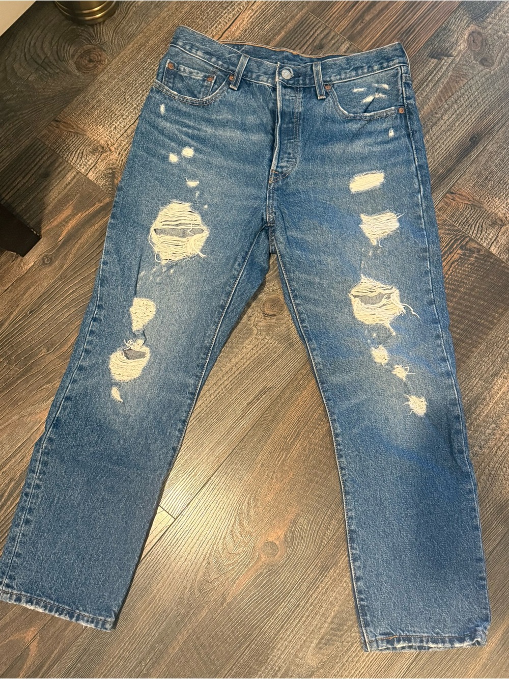 Levi's Cropped Ripped Blue Denim Jeans